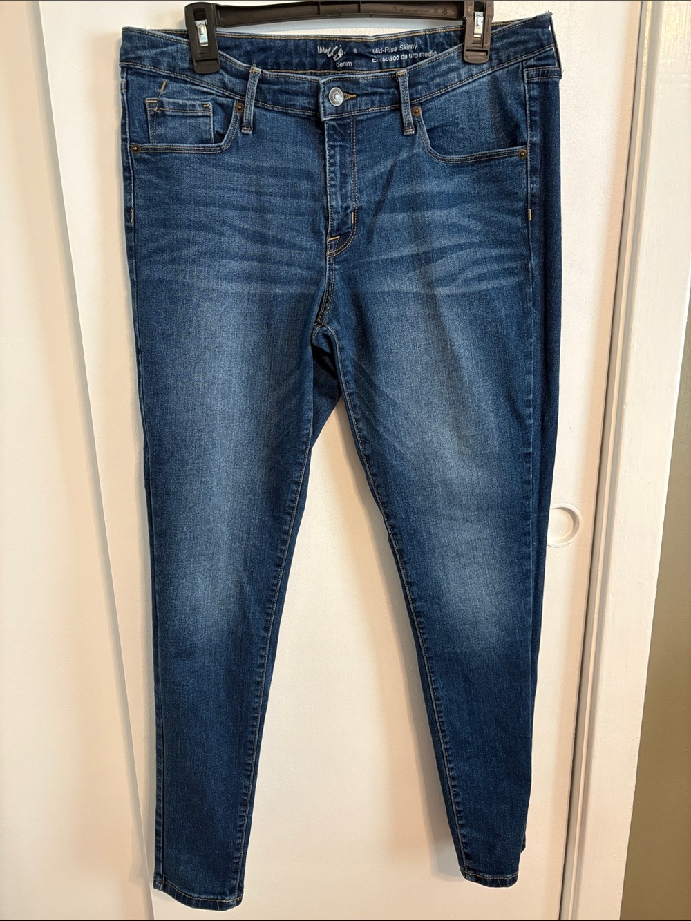 Mossimo Supply Co. Women's Skinny Jeans - Dark Blue Wash